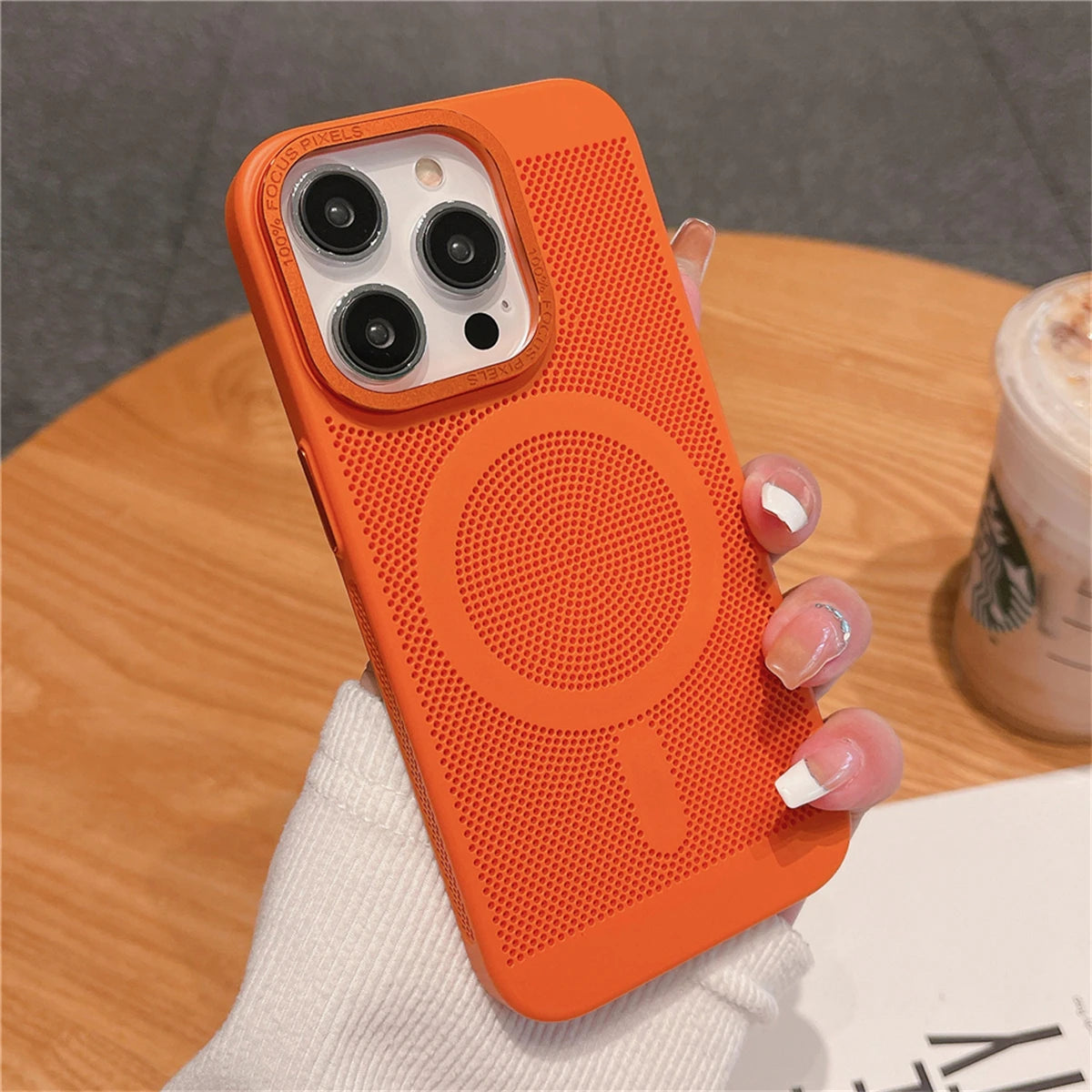 Ultra-thin Cooling Mesh Magnetic Matte Hard Steel Magnetic Shockproof Case for iPhone 15 13 12 14 11 Pro Max