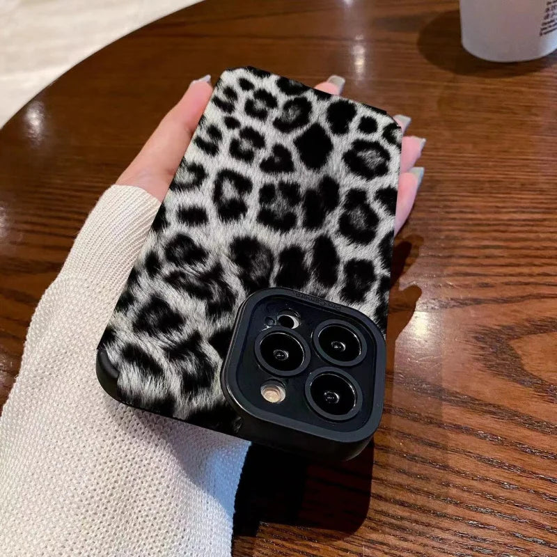 Black and white leopard print graphic phone case for iPhone 15 14 13 12 11 x XR Xs SE2 SE 8 7 plus pro Max mini Silic