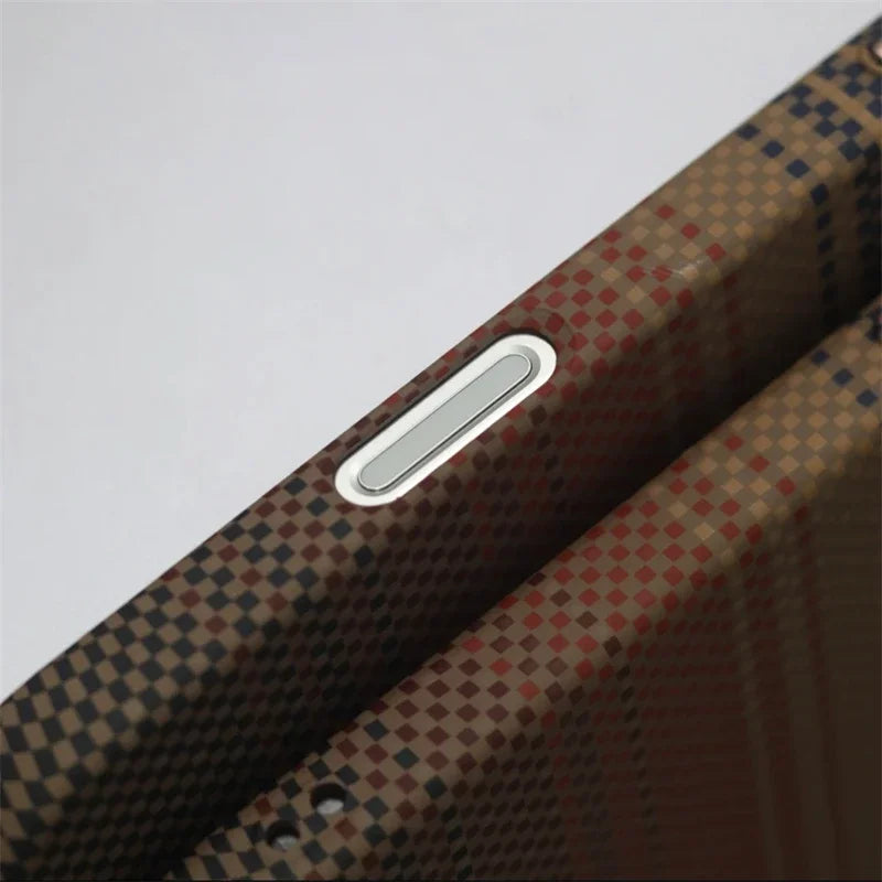 Luxury Matte Carbon Kevlar Metal Lens Magsafe Case For IPhone 16 Plus 15 14 13 12 Pro Max High Quality Business Phone Hard Cover