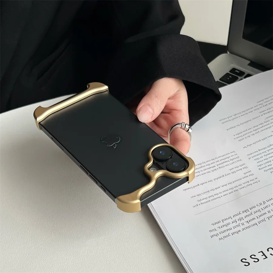 Luxury Aluminum Metal Bumper Arc Phone Case For IPhone13 14 15 16 Pro Max 16Pro Plus Urban Pulse Ultra Lightweight Phone Cover