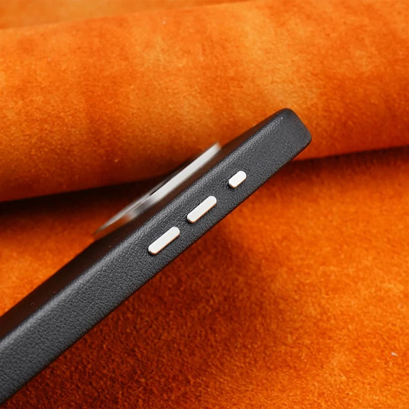Metal Lens Protective MagSafe Phone Case For iPhone 16 Pro 16pro max 16plus Simple Solid Color Leather Wireless Charging Cover